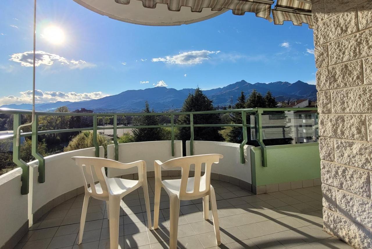 Appartamento Con Vista Montagne Biella Eksteriør billede
